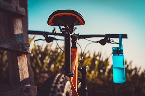 Mountainbike mit Trinkflasche